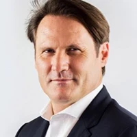 پروفسور پیتر گلدن هویس Prof. Pieter Geldenhuys پروفسور پیتر گلدن هویس Prof. Pieter Geldenhuys