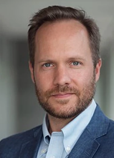 Dr. Justin Bull